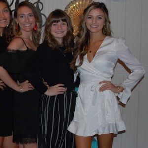 Donna Mizani White long sleeve dress